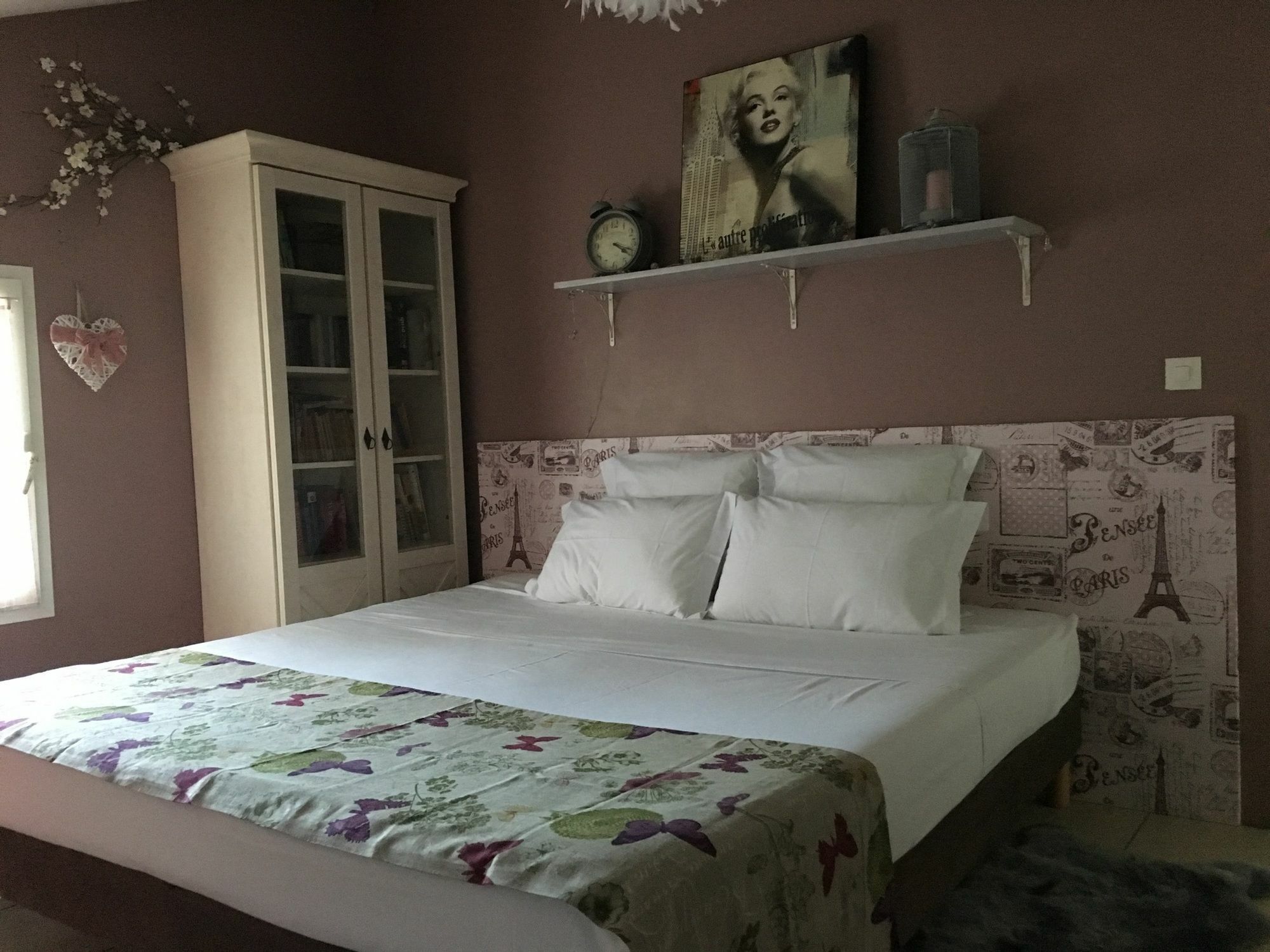 House With 5 Rooms In Etang Sale, With Wonderful Mountain View, Enclos Ngoại thất bức ảnh